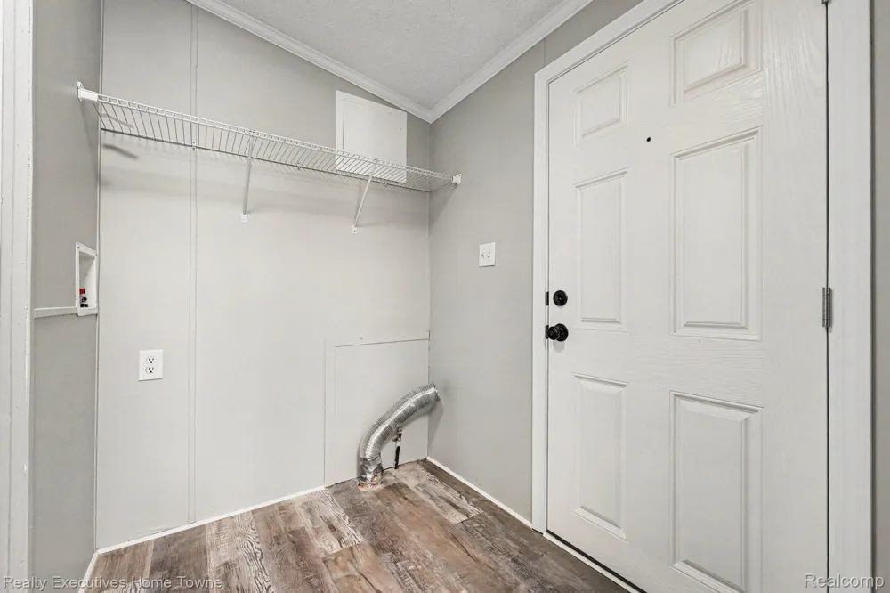 59587 Susan Ln N. New Haven Village, MI 48048