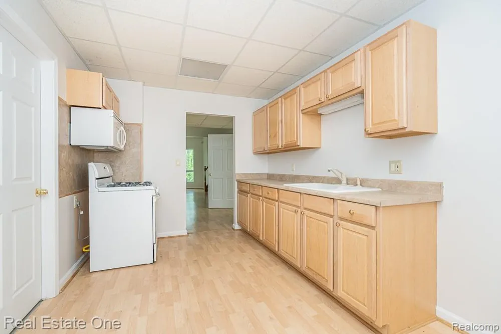 2670 Spring Grove Drive Genoa Township, MI 48114