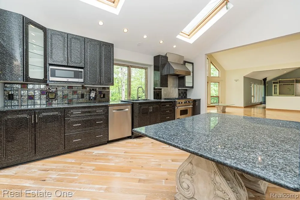 2670 Spring Grove Drive Genoa Township, MI 48114
