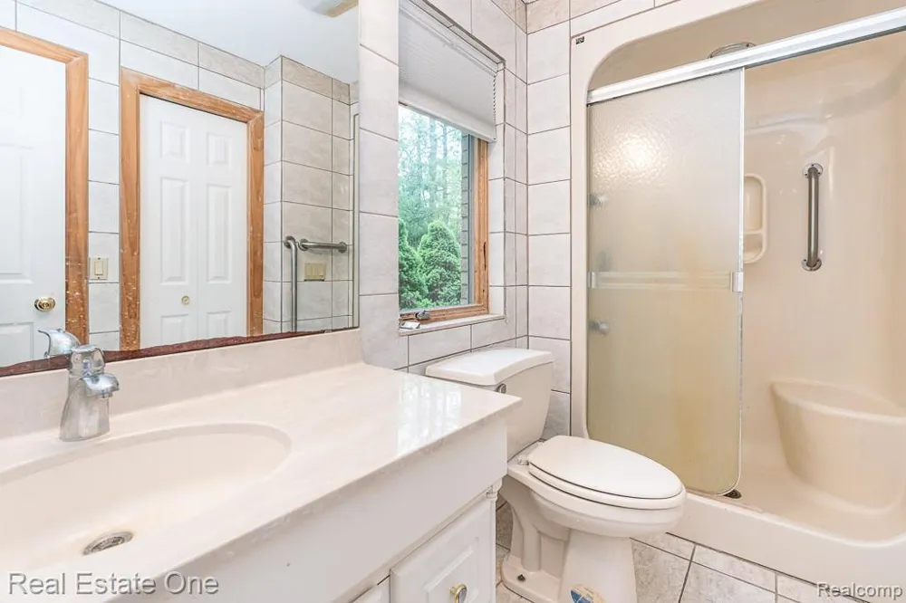 2670 Spring Grove Drive Genoa Township, MI 48114