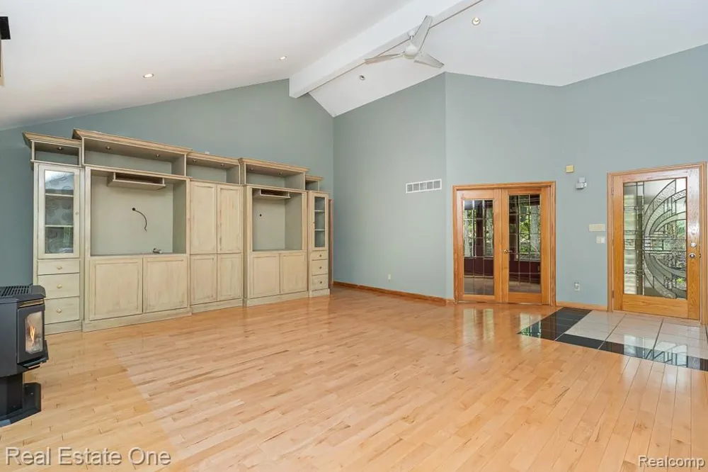 2670 Spring Grove Drive Genoa Township, MI 48114