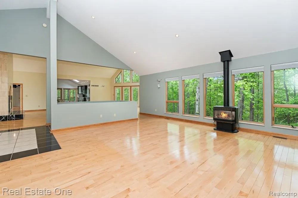2670 Spring Grove Drive Genoa Township, MI 48114
