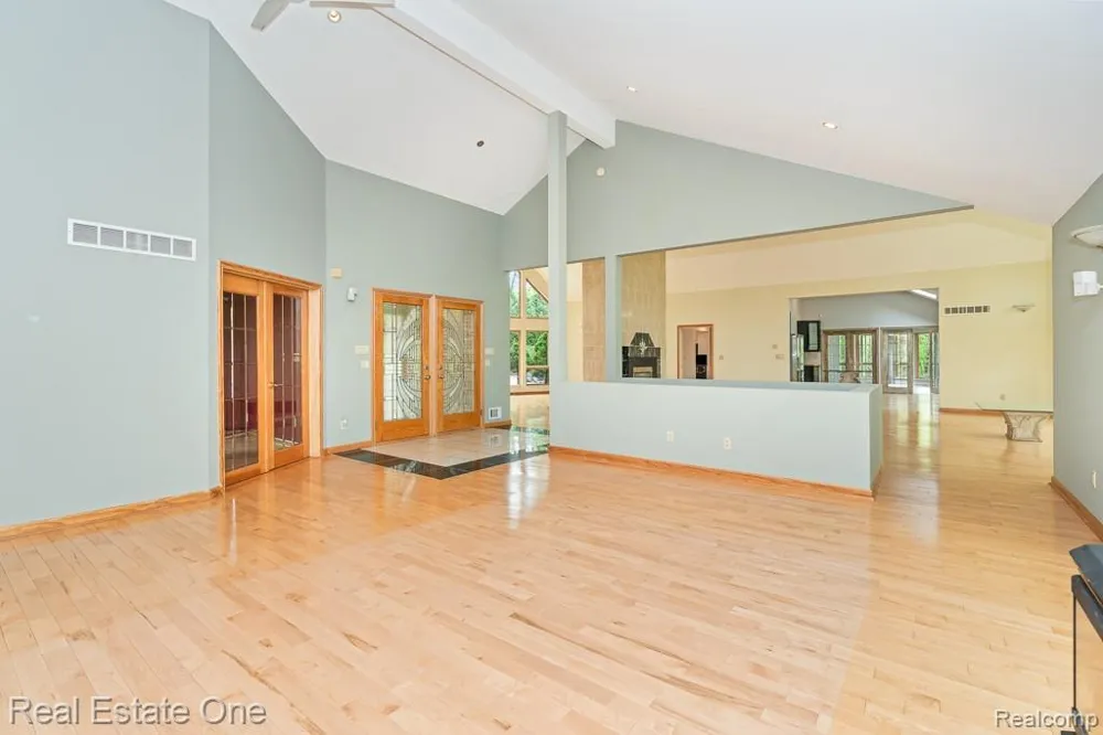 2670 Spring Grove Drive Genoa Township, MI 48114