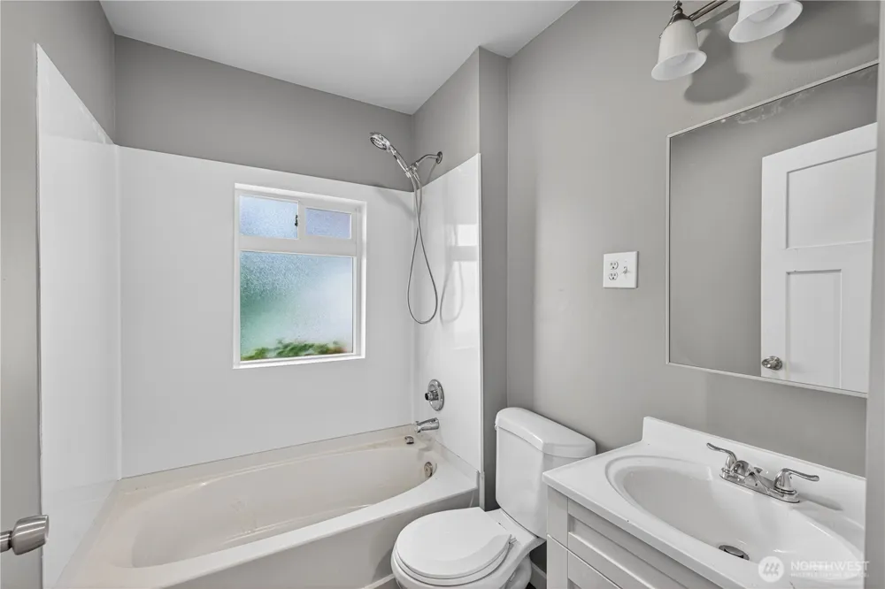 501 35th Street Anacortes, WA 98221
