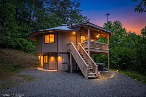 174 Chestnut Ridge