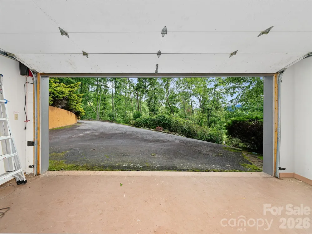 357 Rosewood Lane Burnsville, NC 28714