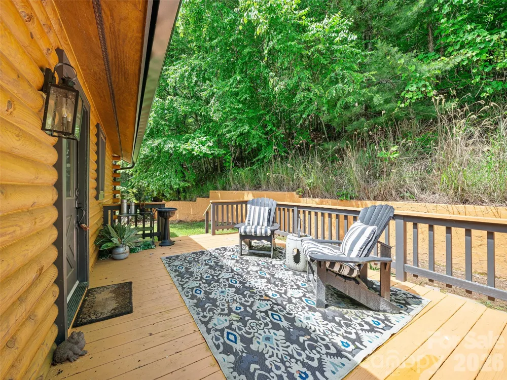 357 Rosewood Lane Burnsville, NC 28714