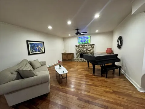 714 Fairview Club Circle