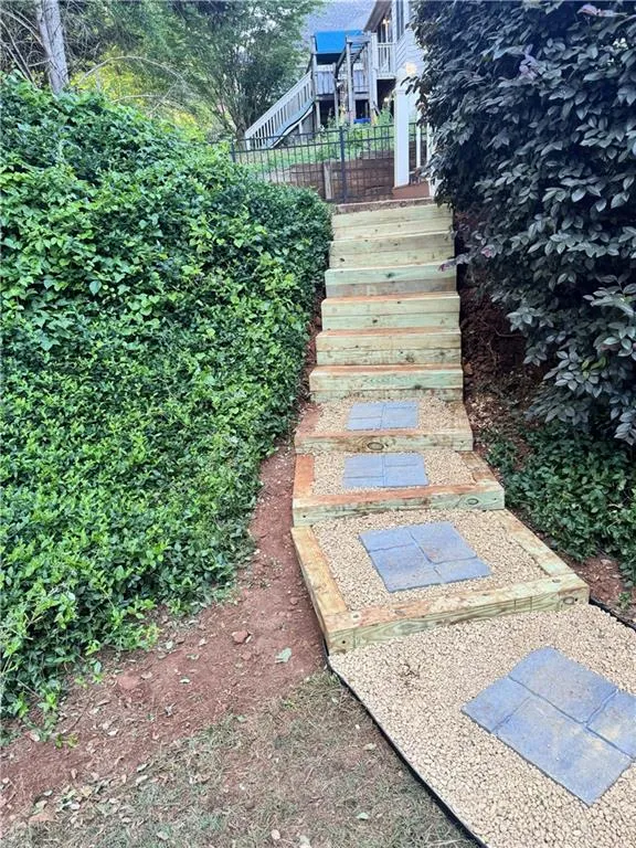 714 Fairview Club Circle Dacula, GA 30019