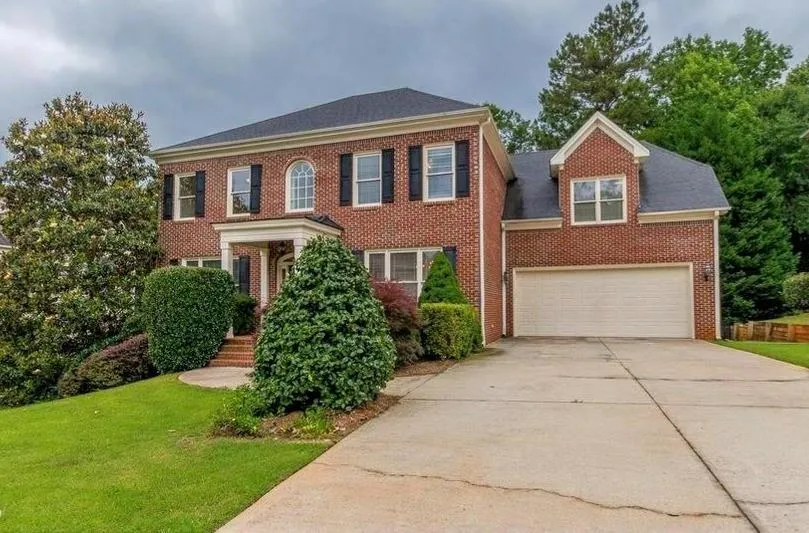 714 Fairview Club Circle Dacula, GA 30019