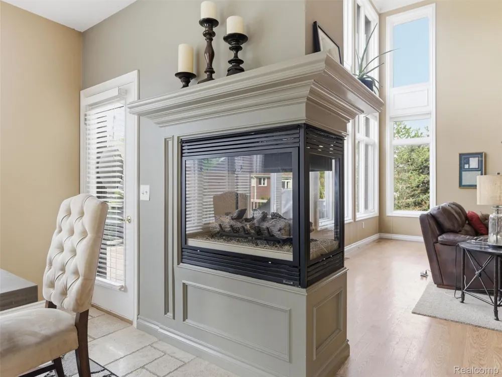 7305 Acadia Court Washington Township, MI 48095