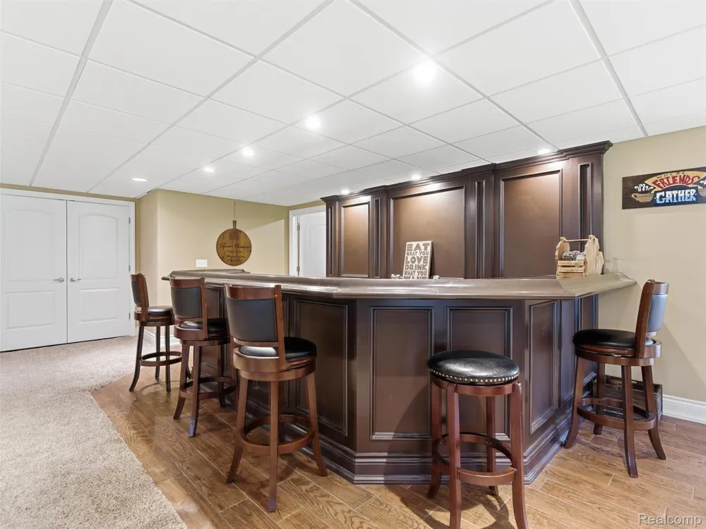 7305 Acadia Court Washington Township, MI 48095
