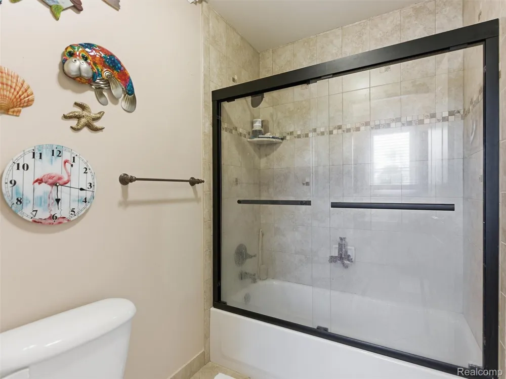 7305 Acadia Court Washington Township, MI 48095