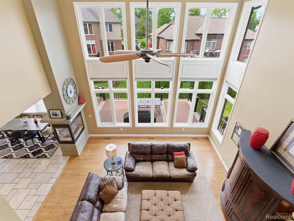 7305 Acadia Court Washington Township, MI 48095