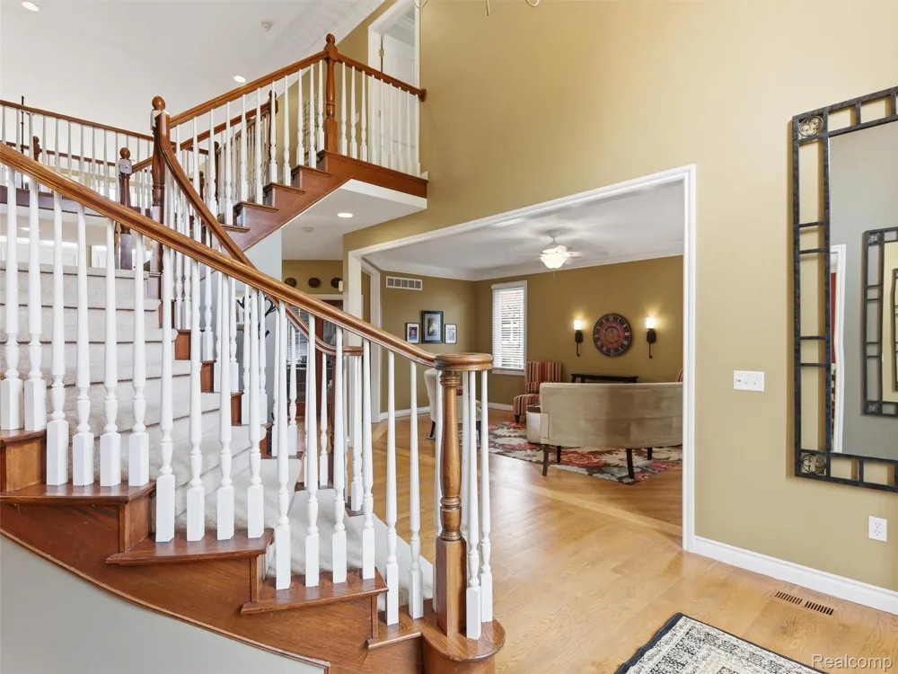7305 Acadia Court Washington Township, MI 48095