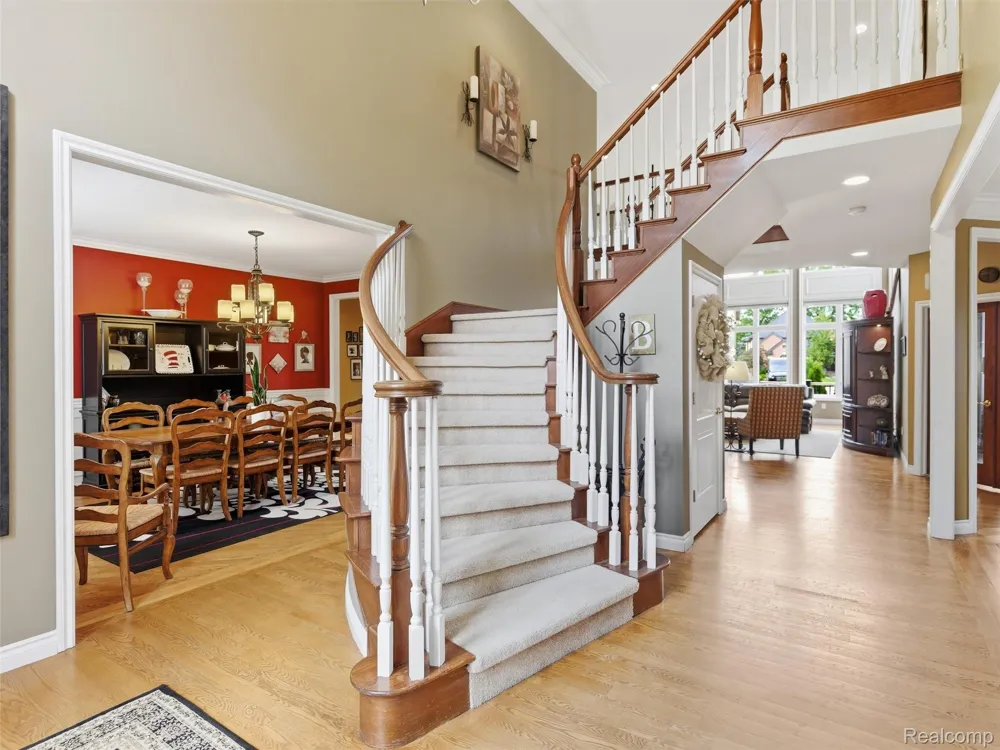 7305 Acadia Court Washington Township, MI 48095