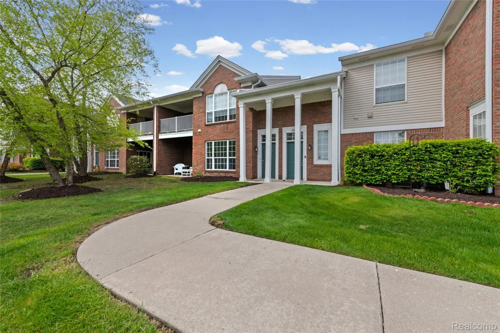 16836 Dover Drive Northville Township, MI 48168