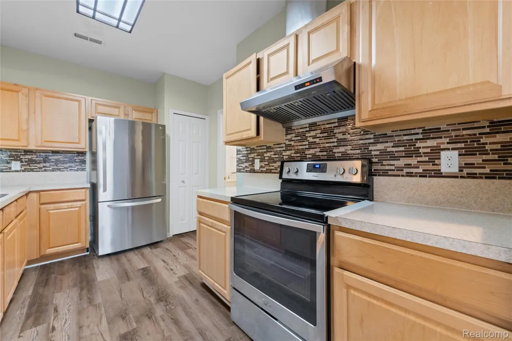 16836 Dover Drive Northville Township, MI 48168
