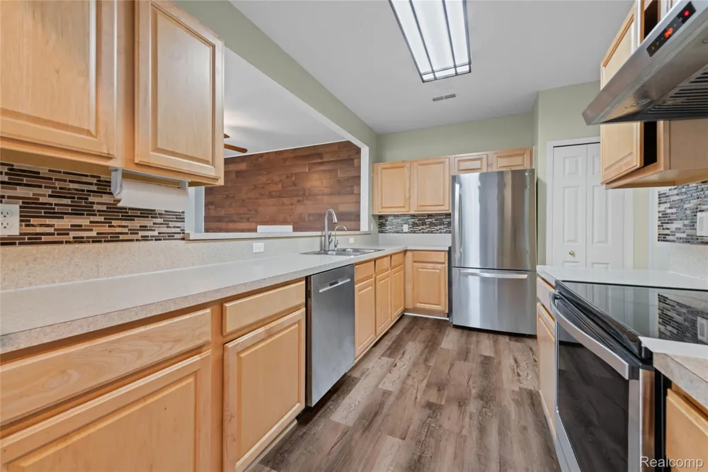 16836 Dover Drive Northville Township, MI 48168