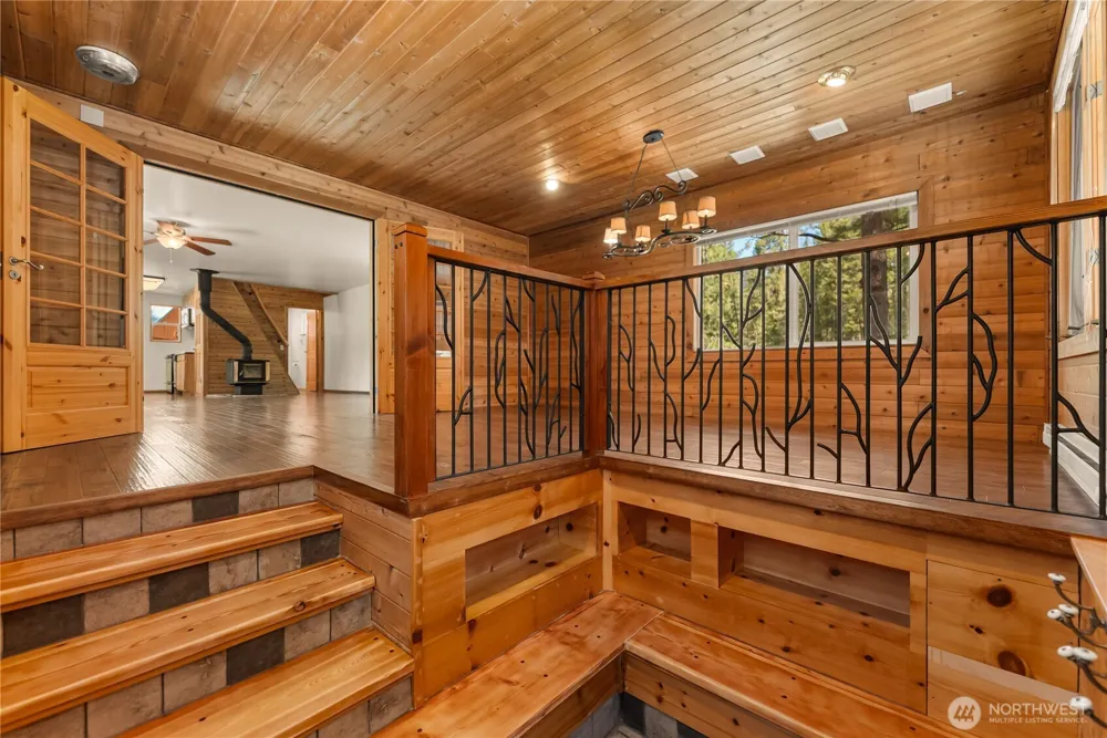 13 Littel Road Mazama, WA 98833