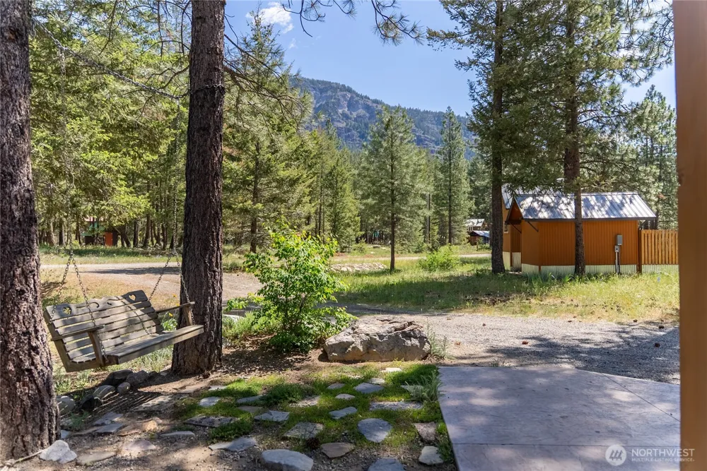 13 Littel Road Mazama, WA 98833