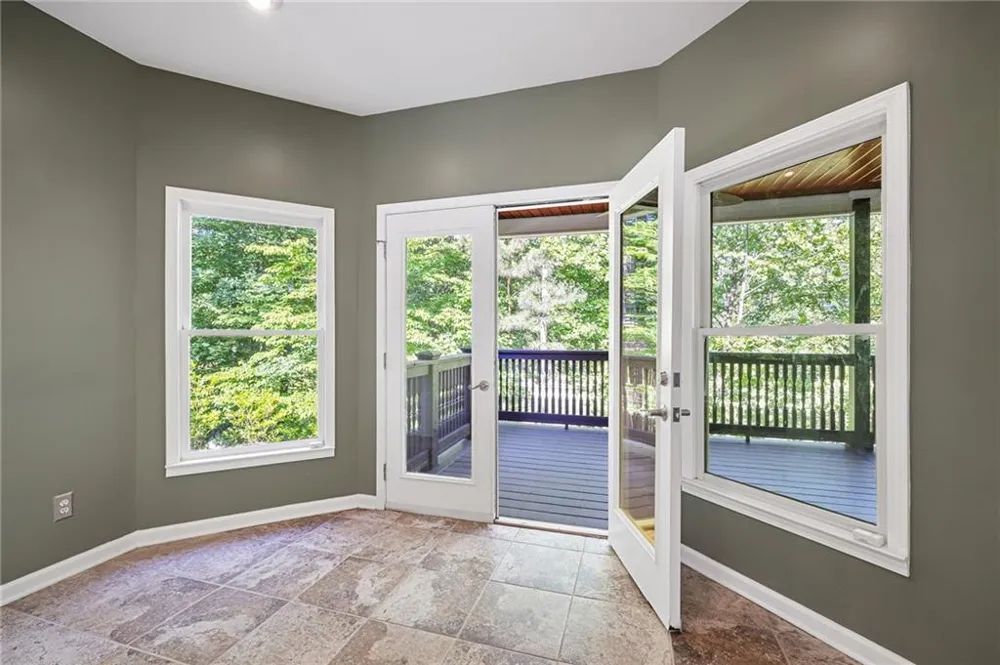 13 Royal Lake Drive SE Cartersville, GA 30120