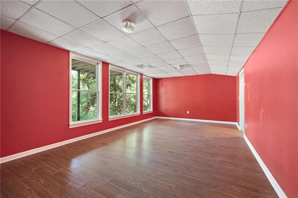 13 Royal Lake Drive SE Cartersville, GA 30120