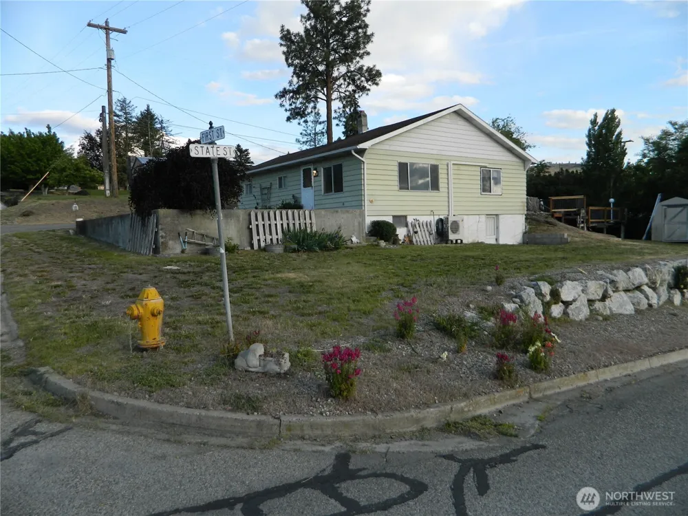 110 1st Street E Tonasket, WA 98855