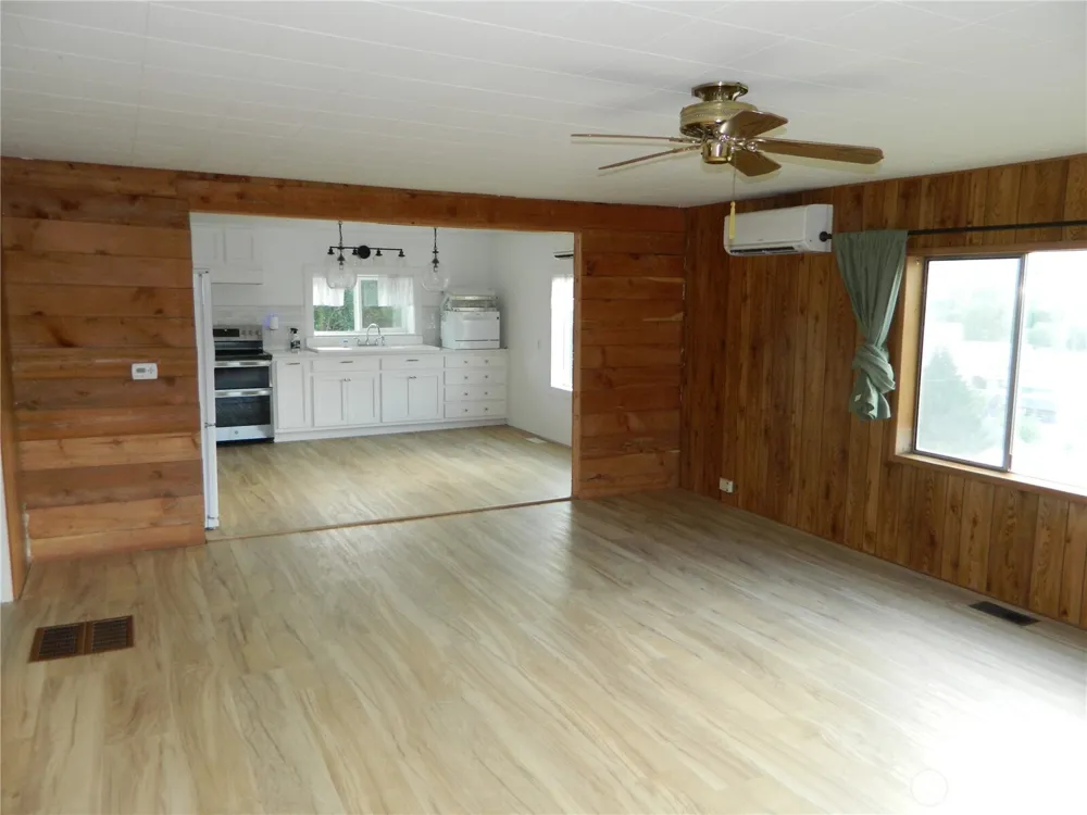 110 1st Street E Tonasket, WA 98855