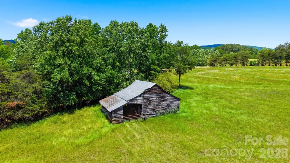 301 Corinth Church Circle Casar, NC 28620