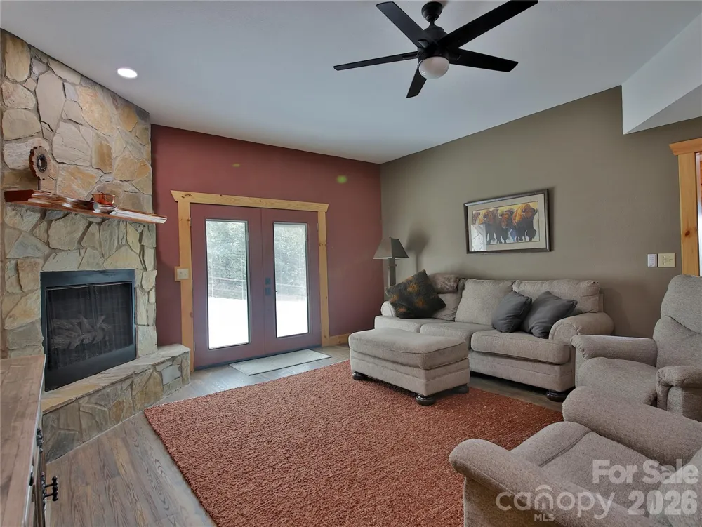 53 Osprey Lane Nebo, NC 28761