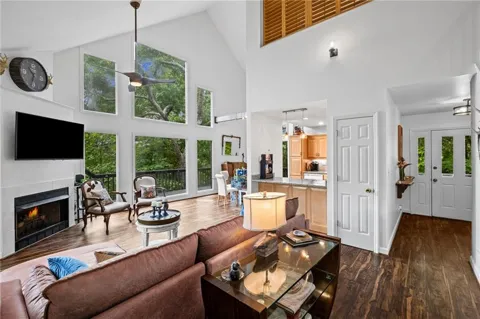 1888 Valley View Drive