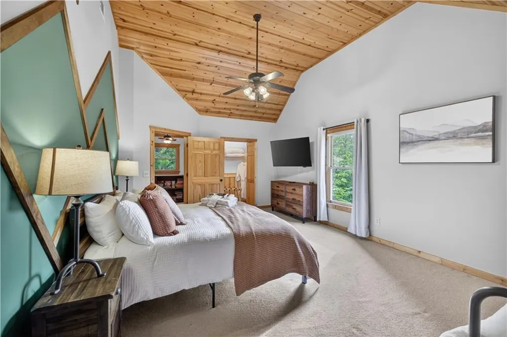 170 Wildwood Court Ellijay, GA 30540