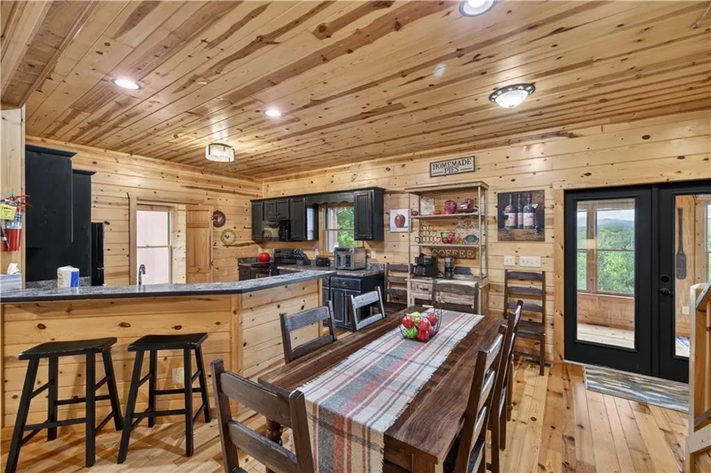 170 Wildwood Court Ellijay, GA 30540