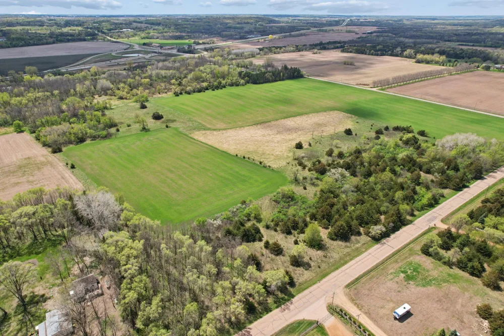 PART NW1/4 of SW1/4 ACRES located in Section 23 Jordan, MN 55352