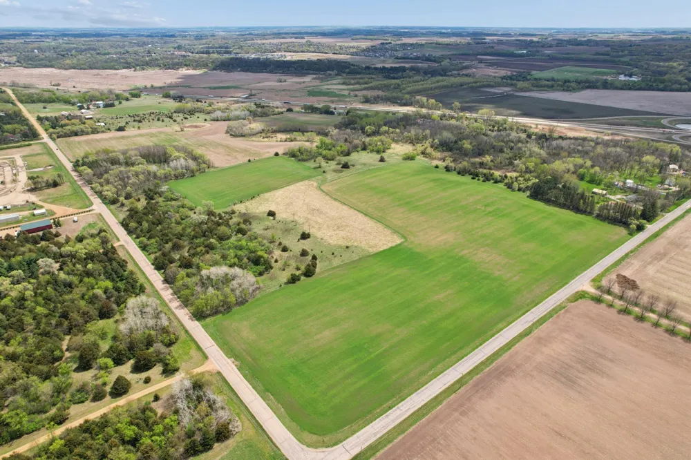 PART NW1/4 of SW1/4 ACRES located in Section 23 Jordan, MN 55352
