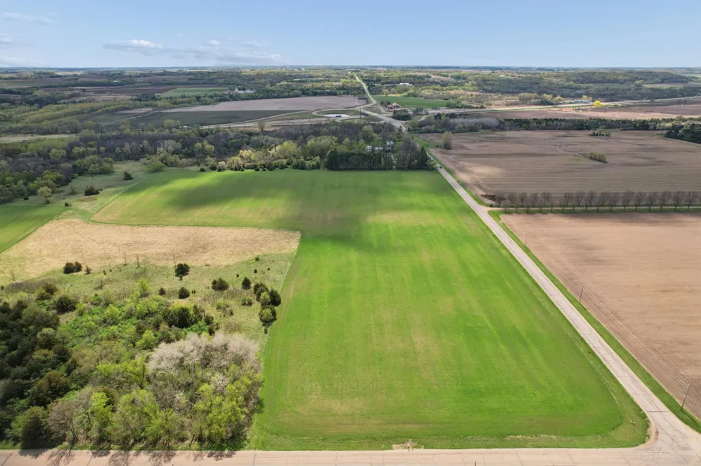 PART NW1/4 of SW1/4 ACRES located in Section 23 Jordan, MN 55352