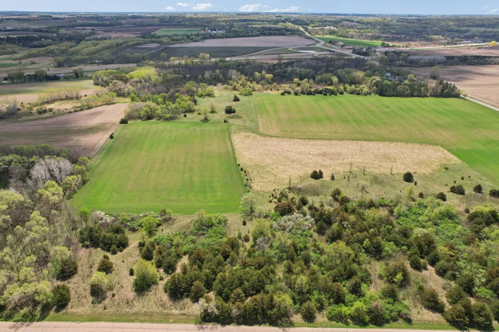 PART NW1/4 of SW1/4 ACRES located in Section 23 Jordan, MN 55352