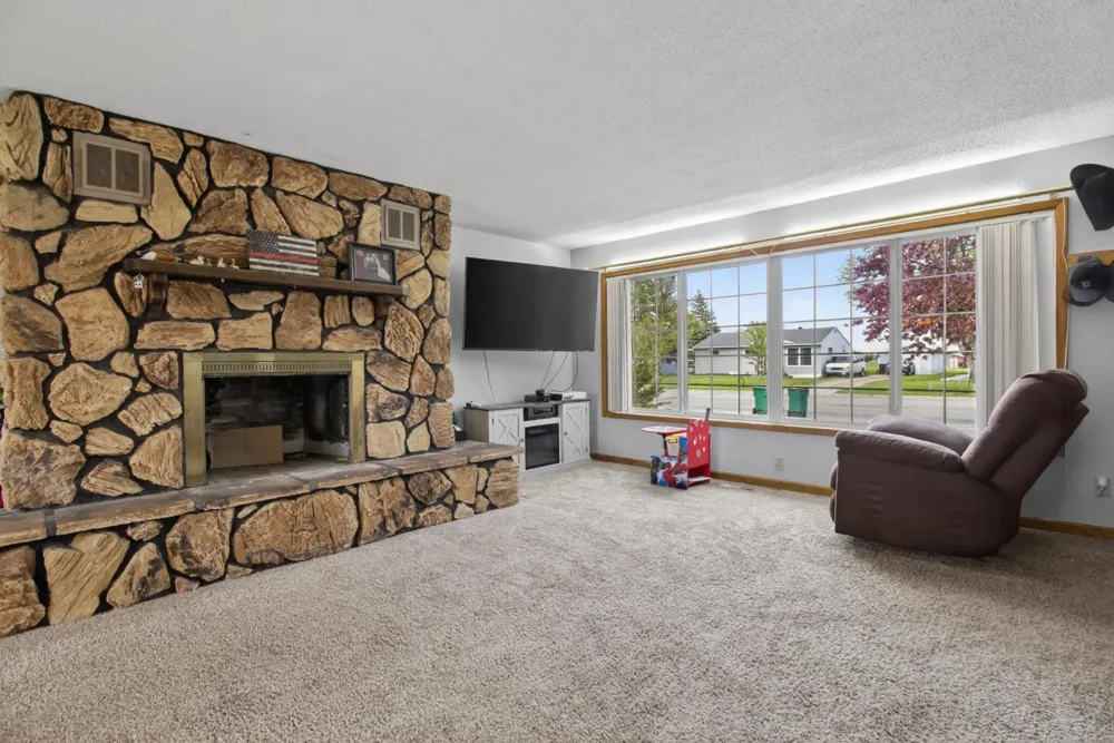 729 7th Street S Breckenridge, MN 56520