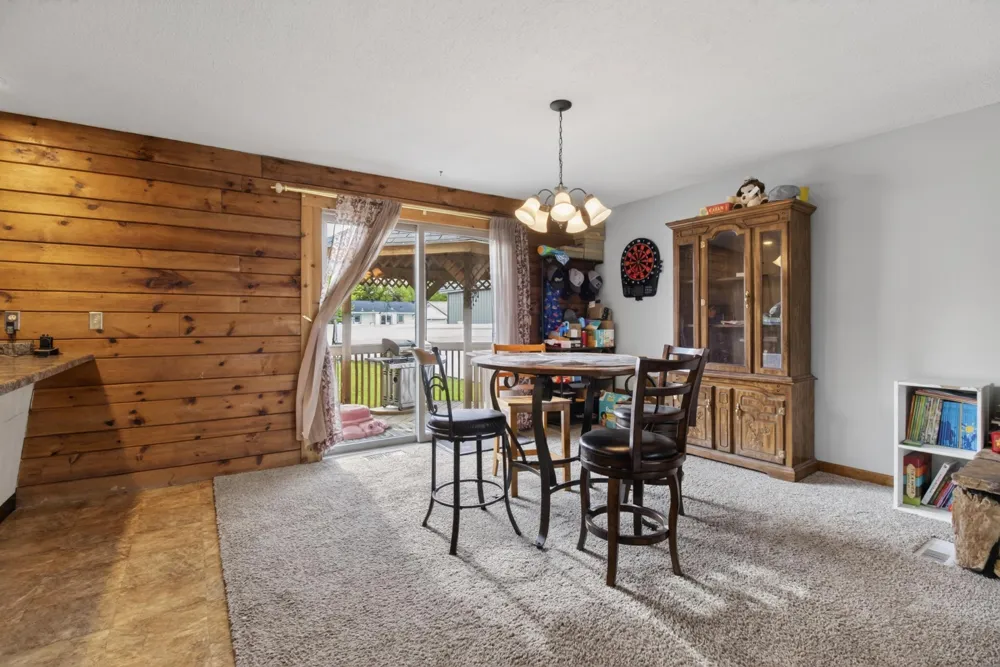 729 7th Street S Breckenridge, MN 56520