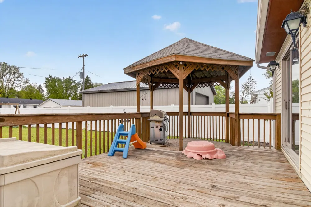 729 7th Street S Breckenridge, MN 56520
