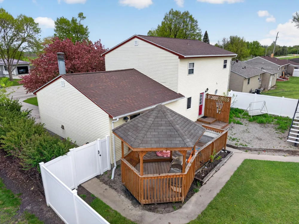 729 7th Street S Breckenridge, MN 56520