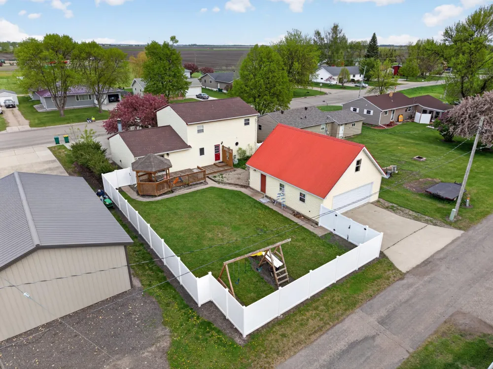 729 7th Street S Breckenridge, MN 56520