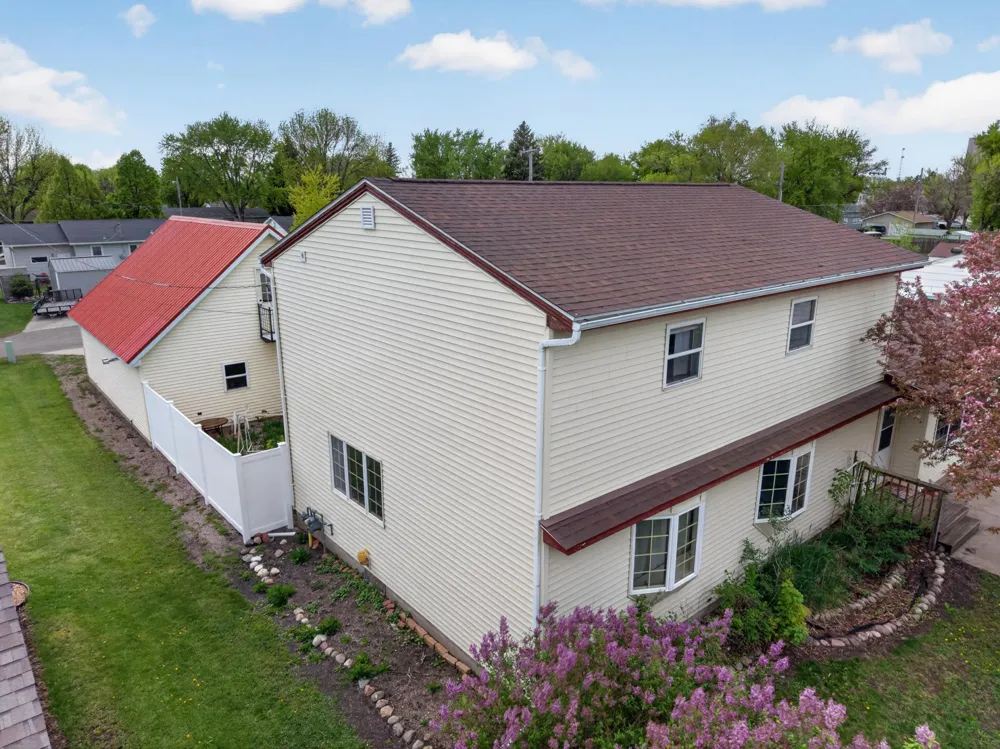729 7th Street S Breckenridge, MN 56520