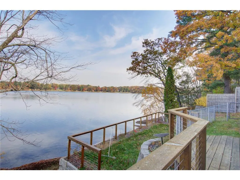 33497 Cobalt Circle NW Cambridge, MN 55008