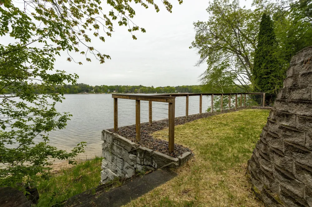 33497 Cobalt Circle NW Cambridge, MN 55008