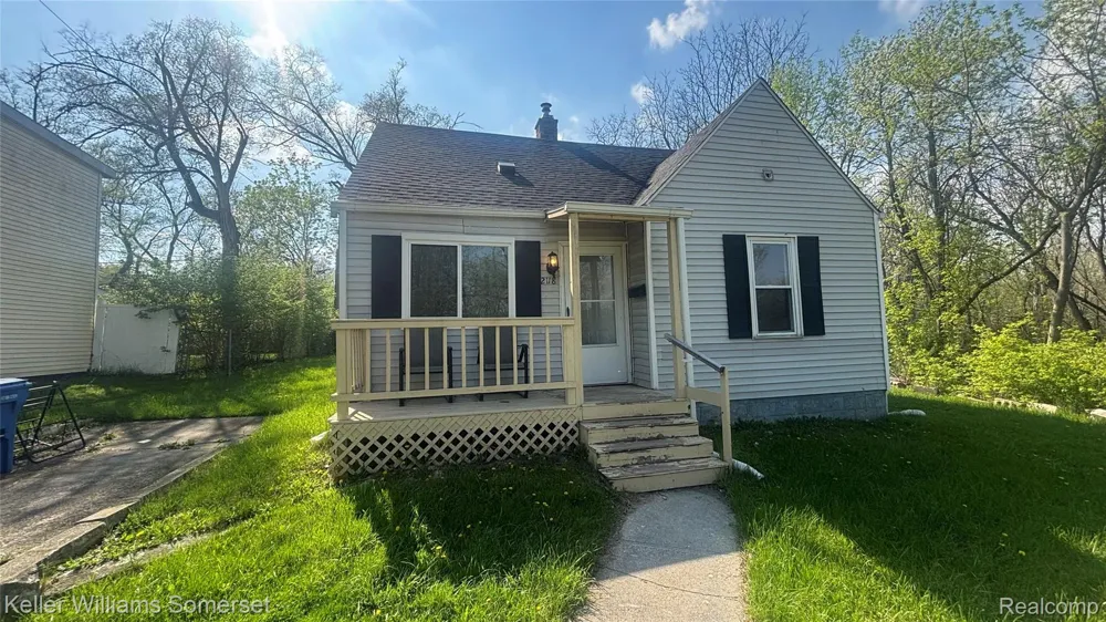 2118 Harriet Street Inkster City, MI 48141