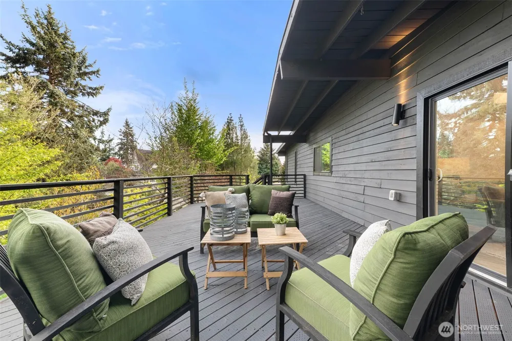 12334 SE 23rd Place Bellevue, WA 98005