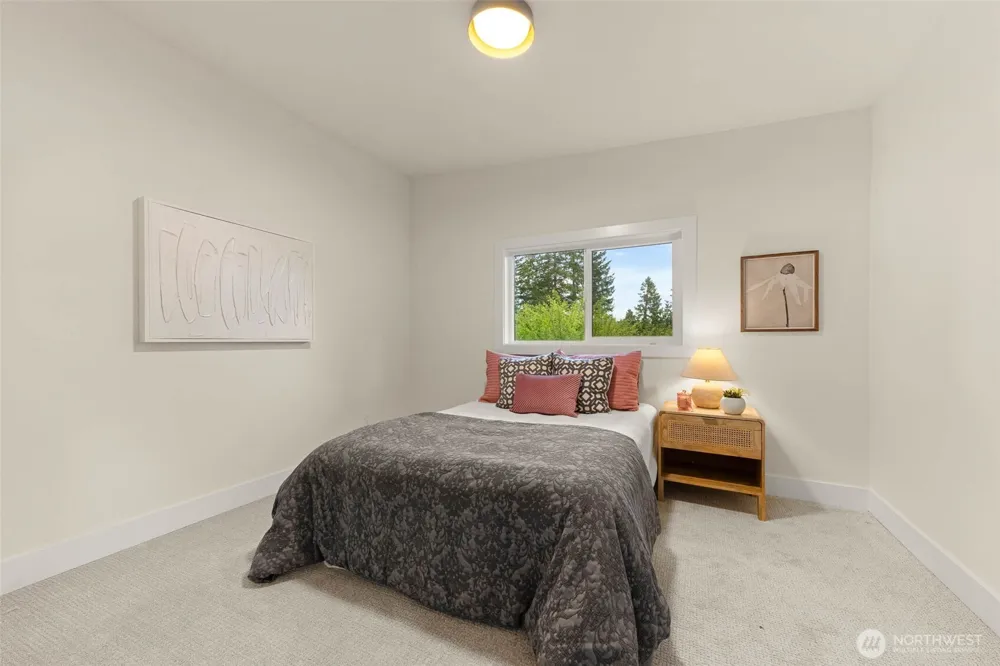 12334 SE 23rd Place Bellevue, WA 98005
