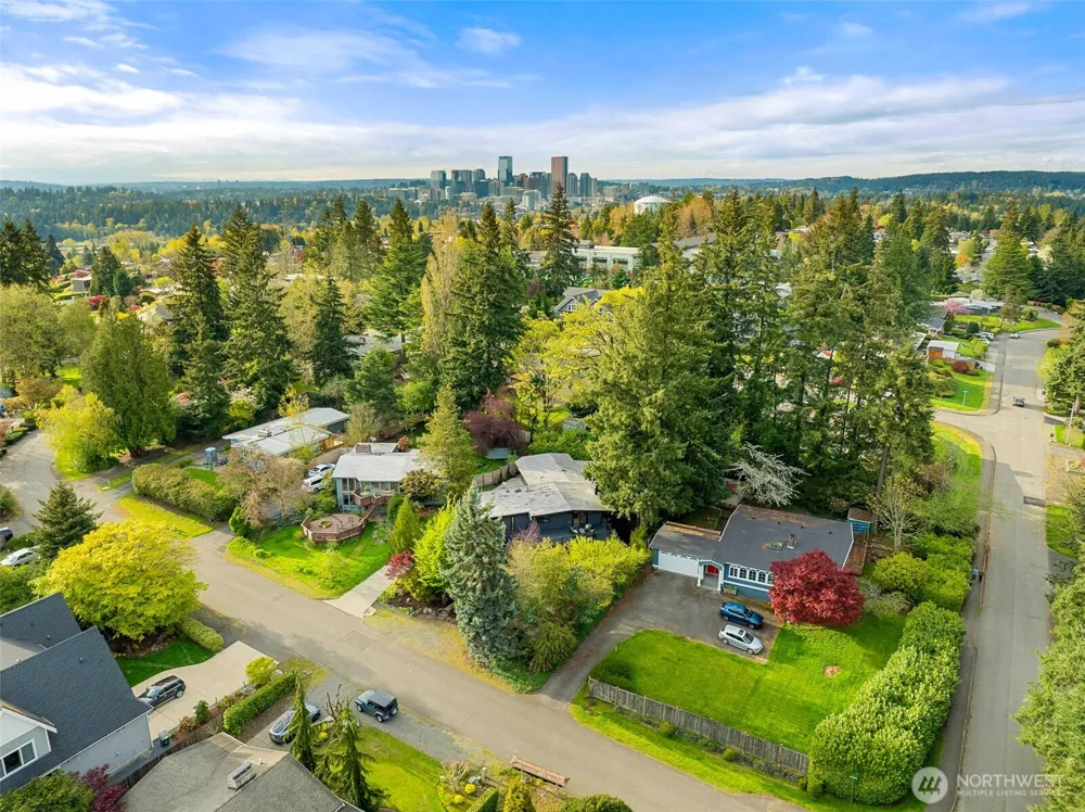 12334 SE 23rd Place Bellevue, WA 98005